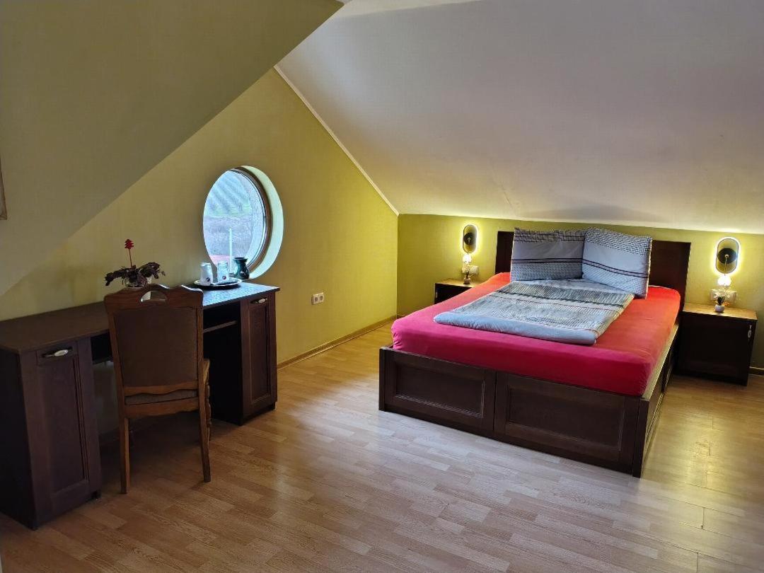Vis Pension Viile Satu Mare Exterior foto